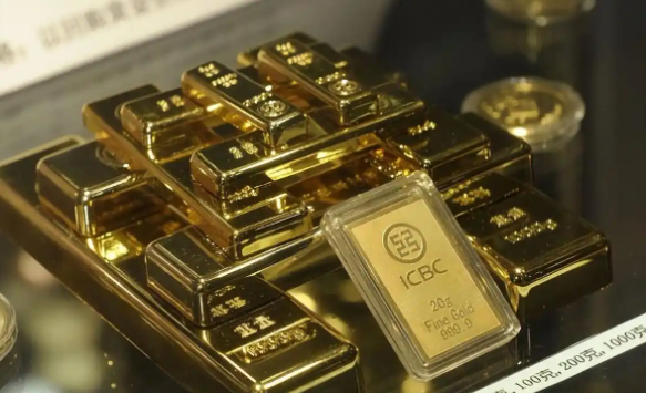 金价暴涨后，三四线城市金店为何撑不住了