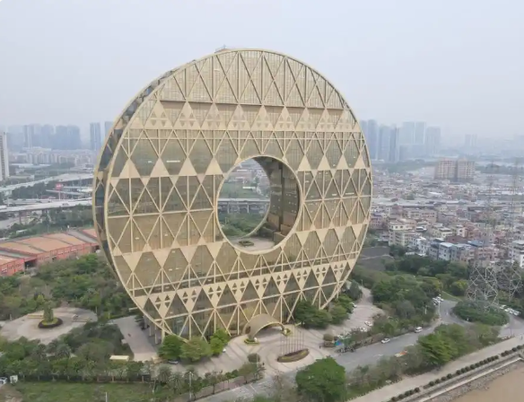 铜钱大厦拍卖无人报名，曾被评为“最丑建筑”