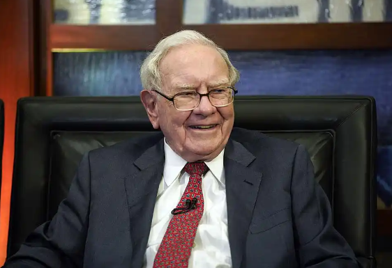 95岁的巴菲特还坚持每周上5天班