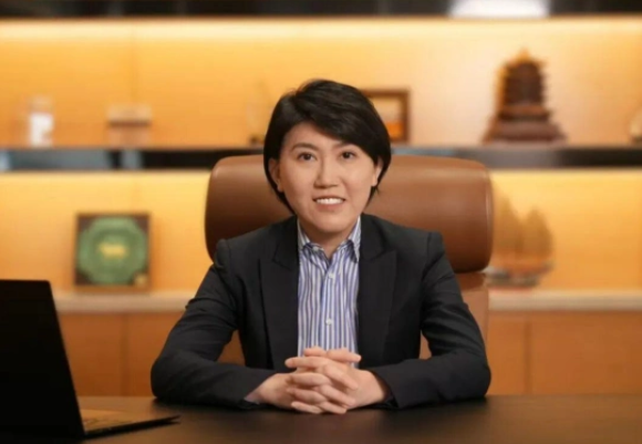 福建前首富交棒80后女儿上位