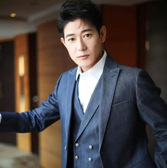 日本演员矢野浩二发文:永远支持一个中国