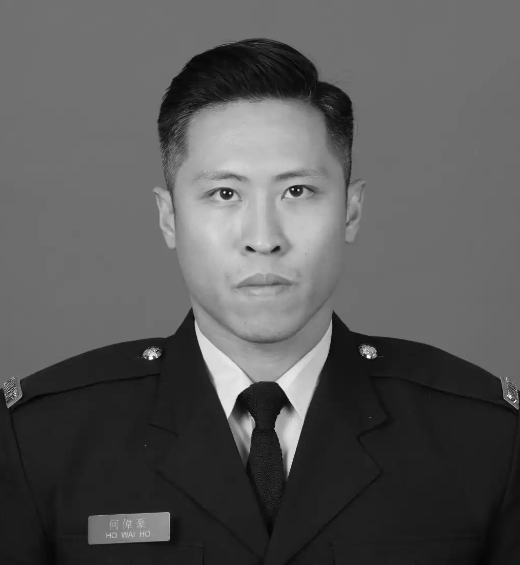 香港殉职消防员原定下个月举行婚礼，女友发文称：你是我一辈子的骄傲