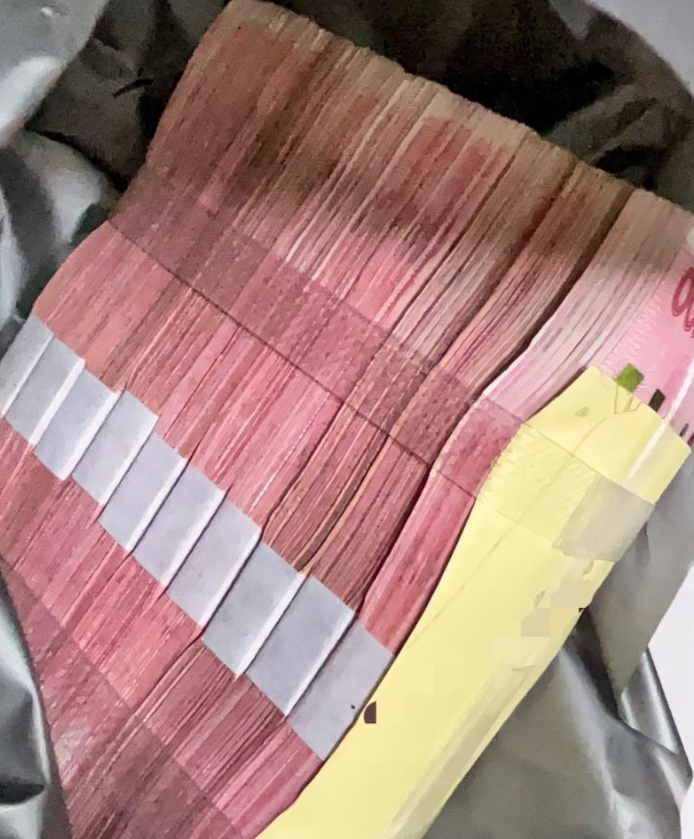 去银行取钱是否应该被“询问”?新规来了