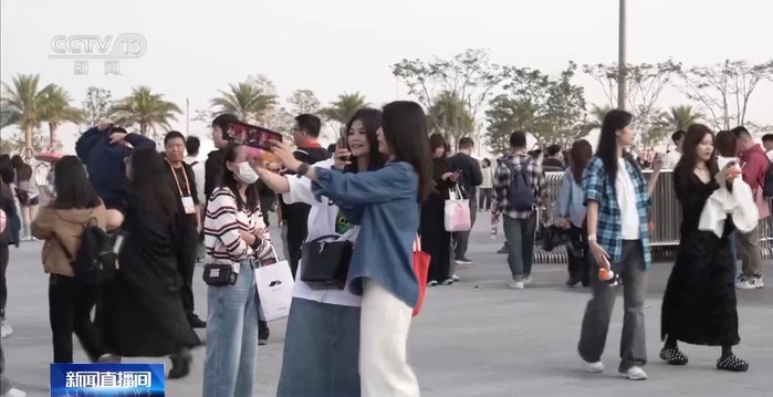 跨省奔赴音乐之约 演唱会音乐节成文旅消费新引擎