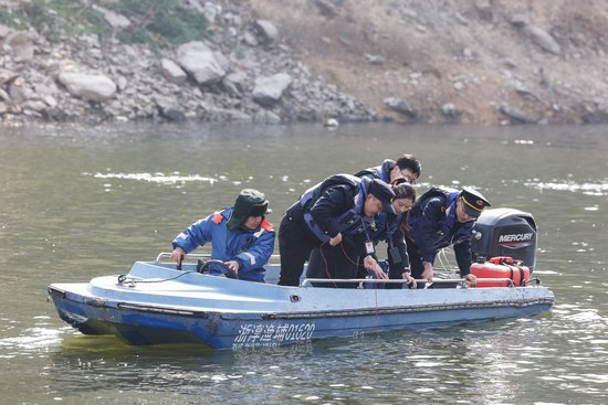 奋进的回响|敬畏人民、敬畏组织、敬畏法纪