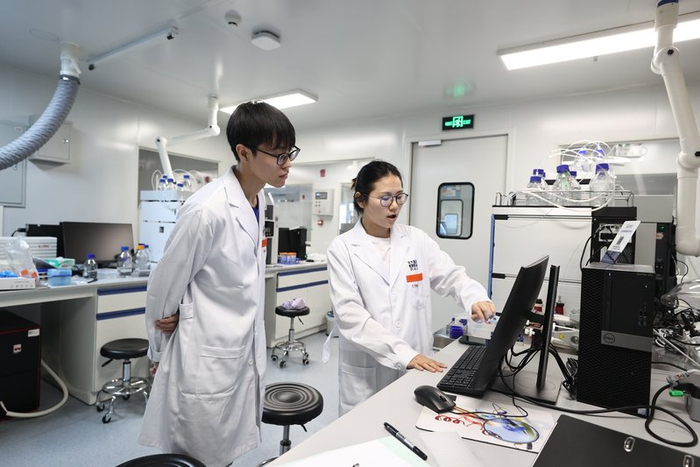 美媒感叹：今年最重要的一课，“永远别低估中国”