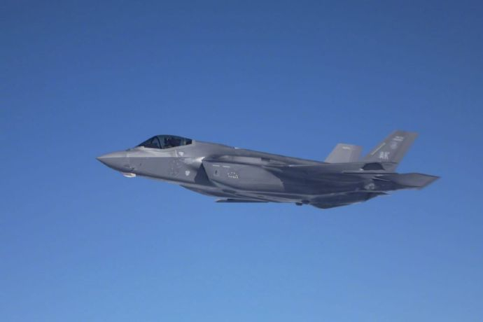 美媒：美最强战斗机F-22“生不逢时”