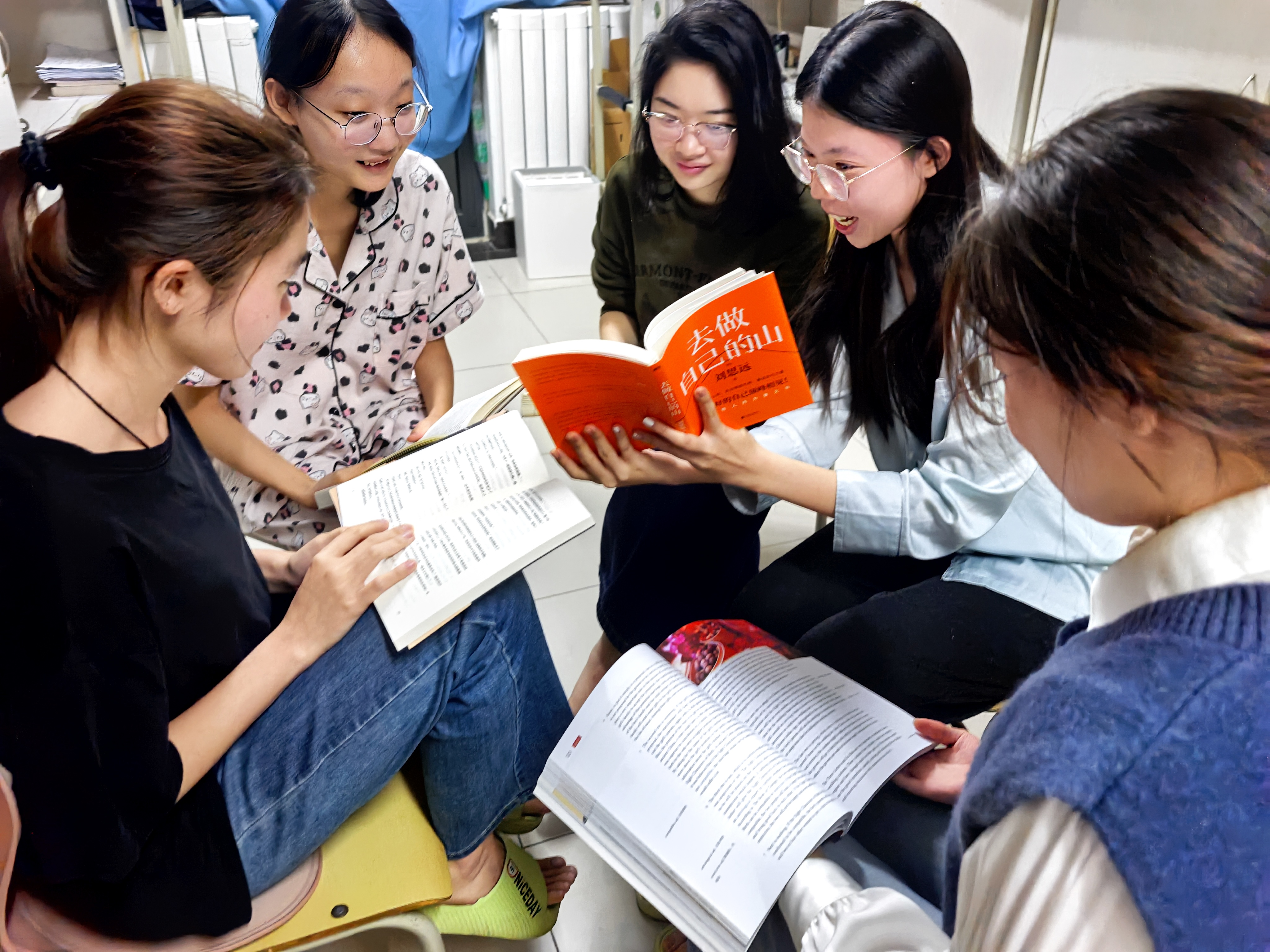 方寸宿舍绽放文明之花 天津大学举办文明宿舍评选