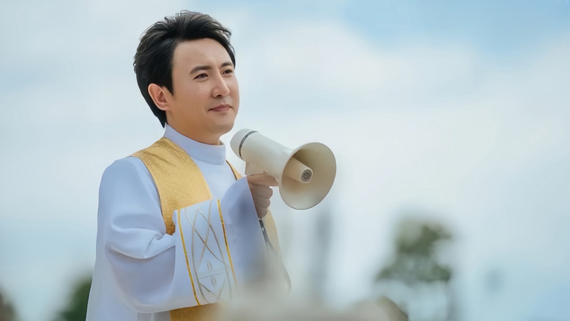 明星片酬真正能到手的收入是多少?要跟经纪公司分成,还要发工资