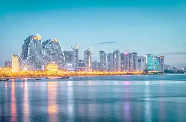 探索中国十大海滨城市的迷人魅力