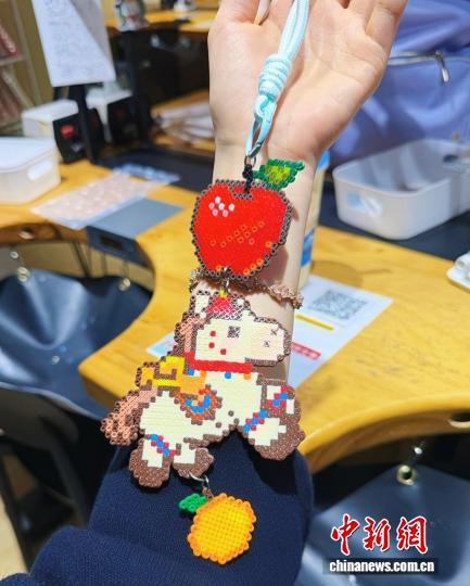 探访年轻人的“解压新宠”：在方寸之间“拼”出内心的宁静