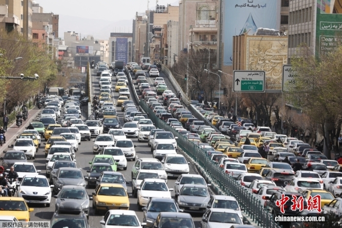 伊朗侨领：有序组织在伊同胞迅速撤离，保障安全和物资供应