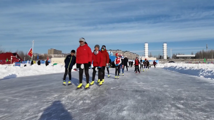 新疆冰雪经济奏响新年“热”旋律