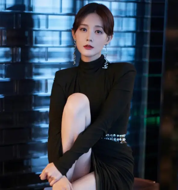 网传《狂飙》片酬:张译3000万,李一桐2150万,张颂文35万引争议