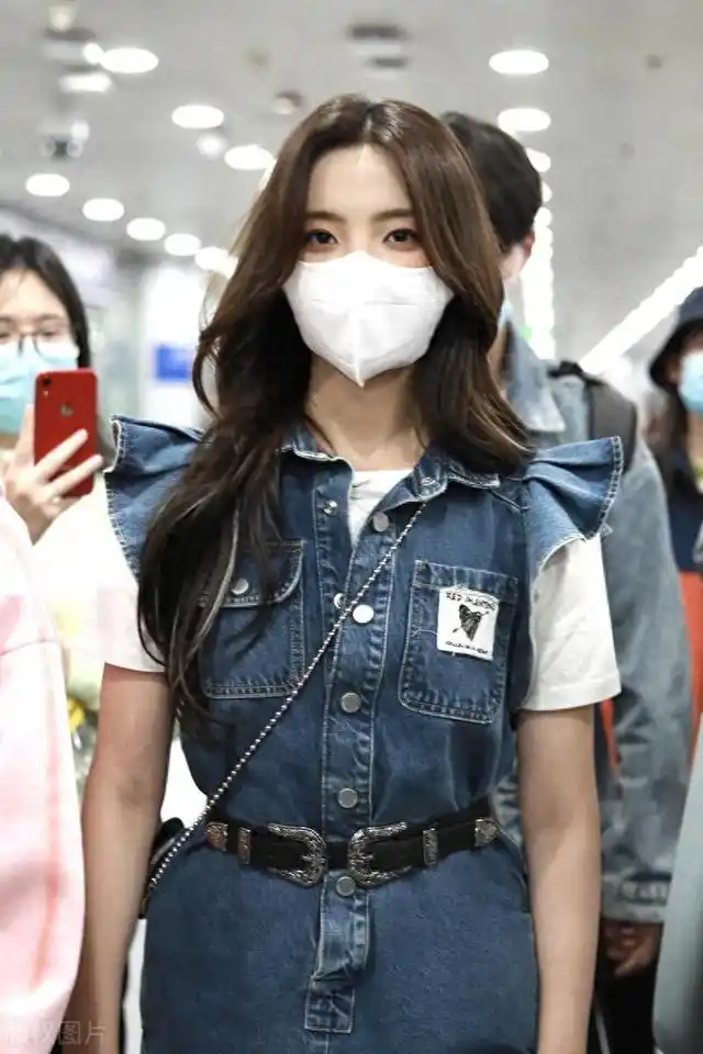 娱乐圈演员片酬盘点：谁对得起拿的片酬