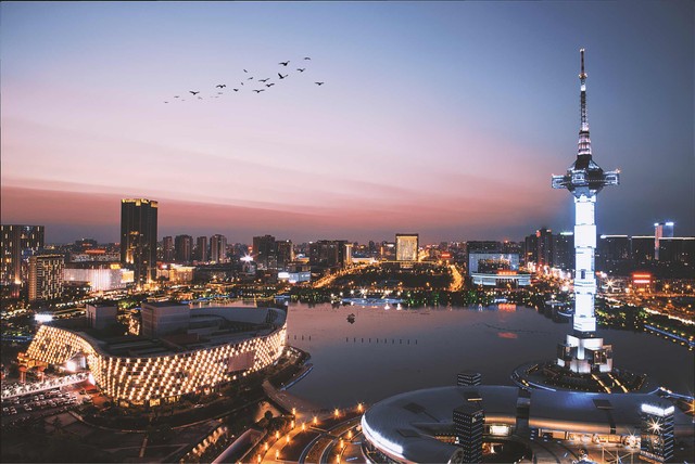 还是苏厉害 十五五期间GDP万亿之城达9 保持第一 粤浙鲁杀得难分