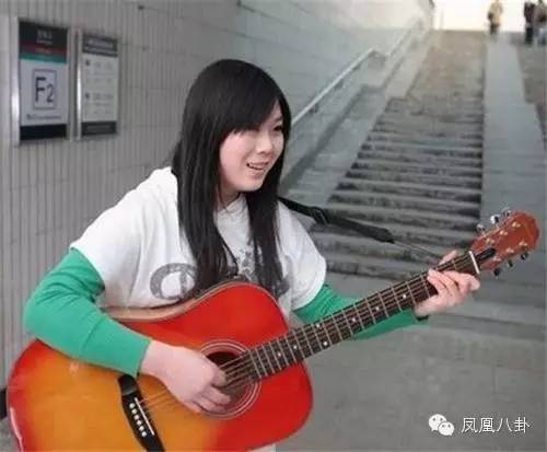 西单女孩身价过亿了?听说有网红培训班了,你动心了吗