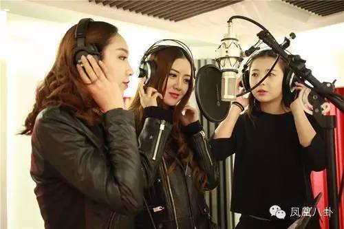 西单女孩身价过亿了?听说有网红培训班了,你动心了吗