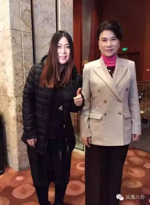 西单女孩身价过亿了?听说有网红培训班了,你动心了吗