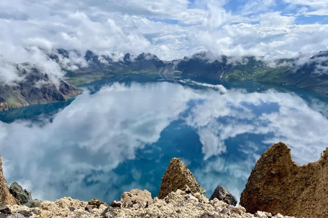 世界上特别贵的矿泉水TOP10:顶尖每瓶价值68万(镶800颗钻)2025近期排名前十名分析