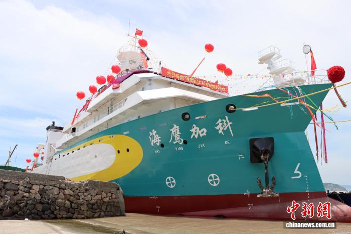 探访中国首艘民资建造科考船：37位渔民逐梦蓝海