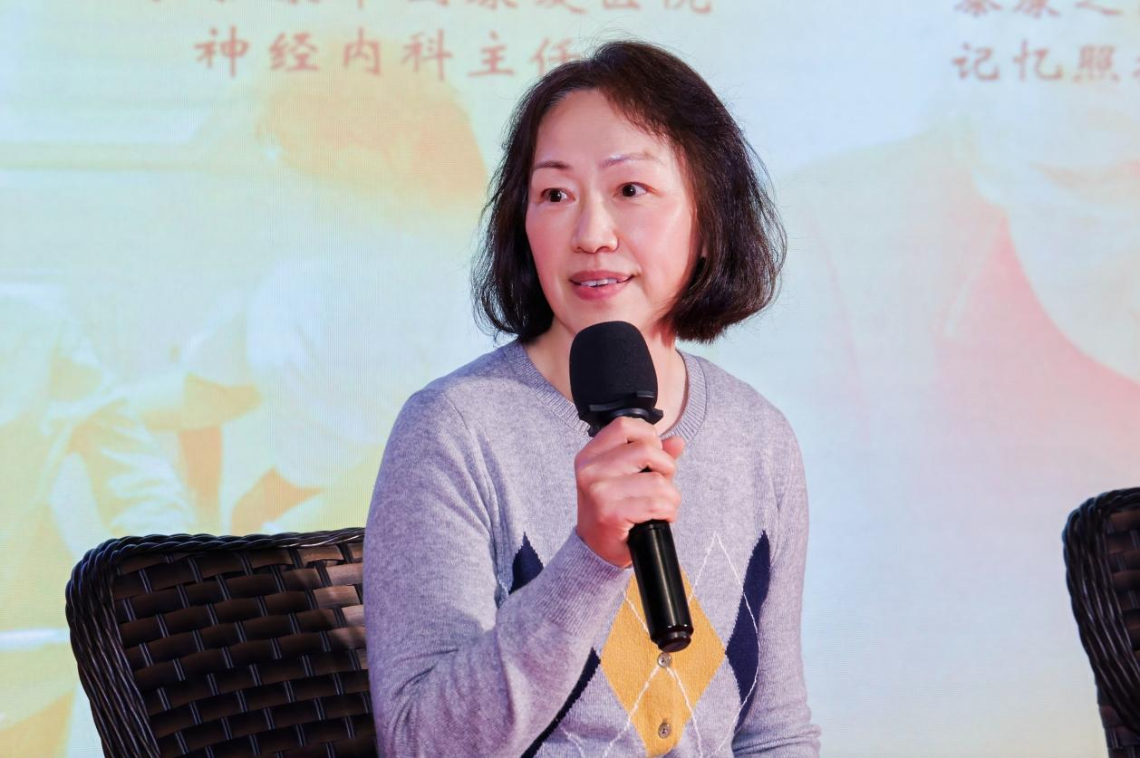 泰康之家·申园十年实践缩影:《陪你老》公益微纪录片上海首映聚焦认知症照护