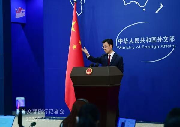 日本右翼势力推动扩军备武 中方：重走军国主义的回头路是不归路