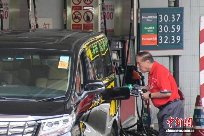 （经济观察）香港电动车驶入“下半场” 商用车成关键“引擎”