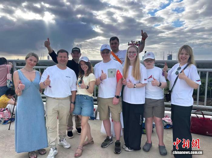 封关半年看海南：“老外”为何喜欢来“追箭”？