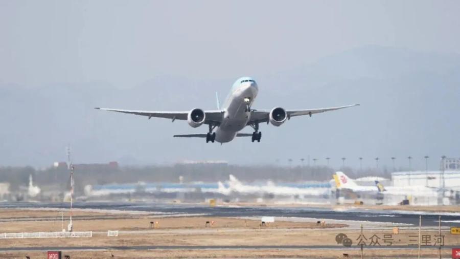 中东局势推高燃油成本 航空公司削减航班运力