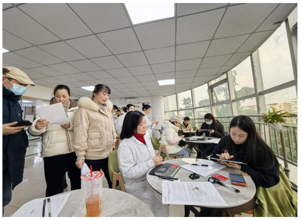 银医联动暖人心：泸州银行泸县支行打造金融服务零距离