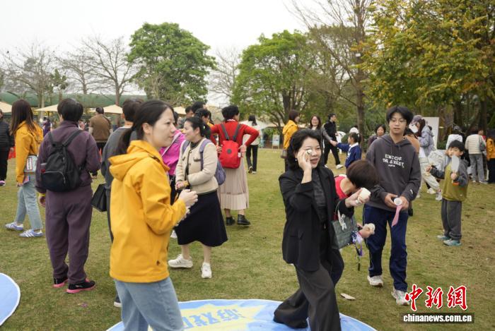 福建漳州长泰举办第二届海峡两岸妇女家庭嘉年华