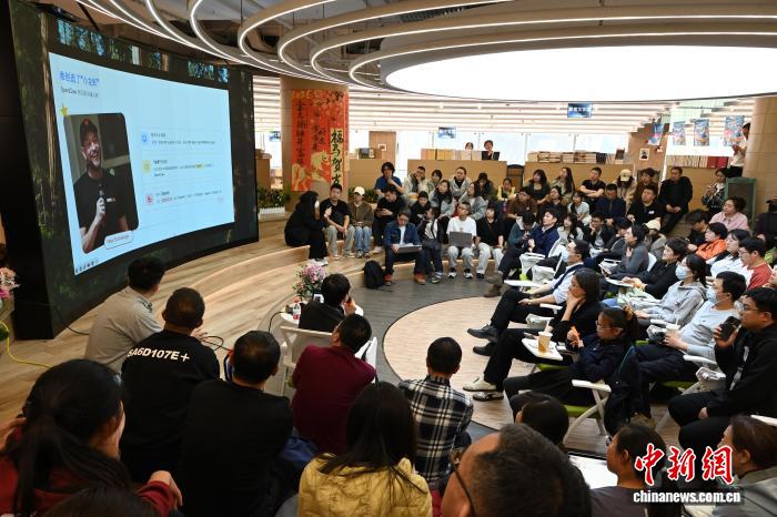 “龙虾”60天：全民“养虾”背后的热潮与隐忧